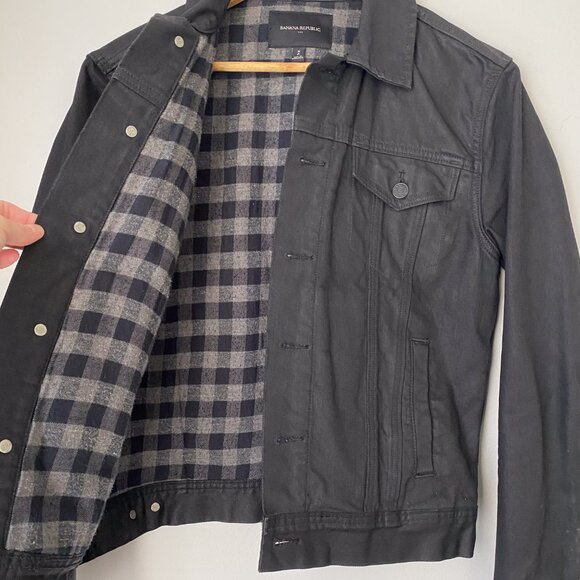 Banana Republic Black Coated Denim Trucker Jacket Men’s Small - Picture 5 of 12